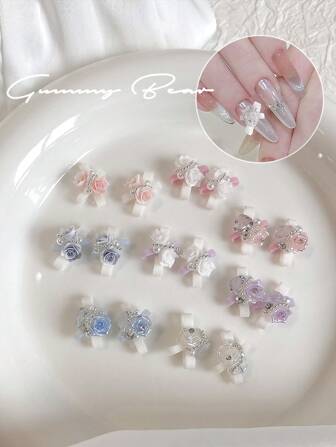 美甲装饰 - 3D 蝴蝶珍珠链、锆石心形、树脂花水晶；5 件银色蝴蝶美甲饰品、3D 美甲水钻蝴蝶装饰、新娘美甲雪纺丝带和合金配件美甲用品美甲美甲饰品美甲宝石