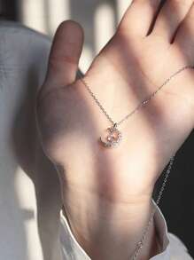 1pc Sparkling Star Moon Necklace, Fashion Luxury Elegant Delicate Minimalist Clavicle Chain Suitable For Daily Wear, Festival Gift