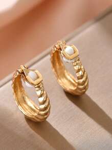 2pcs Minimalist Personalized Hollow Geometric Metal Clip Earrings Without Piercing, Suitable For Daily Wear