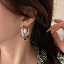 1 Pair French Retro C-Shaped Multilayer Design Earrings For Women Elegant And Exquisite In 925 Silver And 18k Gold Plated - 銀色 - 查看 3