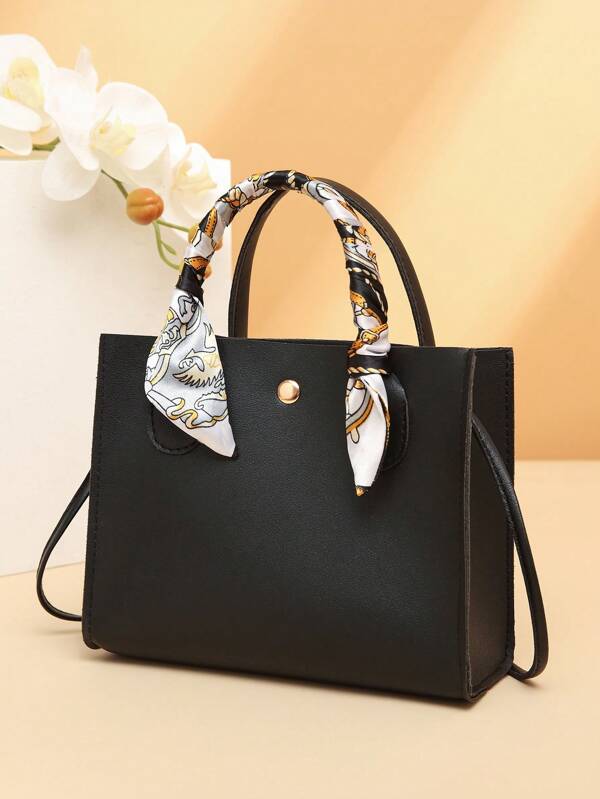 Bolsa Preta Minimalista Feminina na Moda, Alça de Ombro Ajustável com Fecho Magnético, Acompanha Lenço, Adequada para Uso Diário