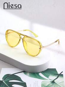 1pc Metallic Rim Aviator Fashion Glasses For Women, Classic And Fashionable Shades Beach Accessories Beach Accessories For Women Glasses Shades Basics Fall Winter Women Outfits Clothes Business Casual Gifts For Summer Beach Vacation,Outdoor,Travel Vintage Style Oversized Aviator Frame For Going Out Outfit,Back To School
