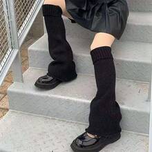 1/2 par de calentadores de pierna de unicolor Y2K, adecuados para combinar con faldas - Negro - Ver 4