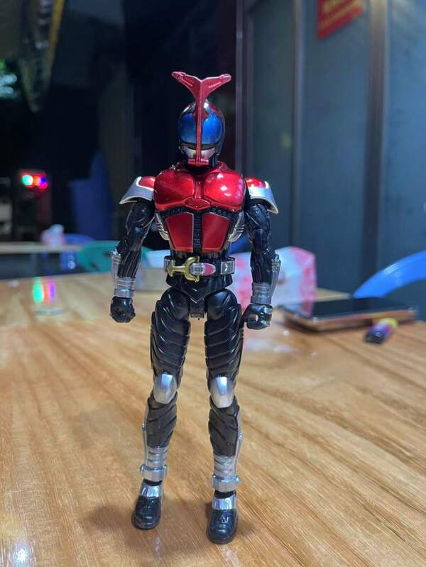 Kamen Rider KOKabuto King Knight Form WD Kamen Rider SHF Armor Fighting True Bone Carving Gift Bracket Handmade Gift