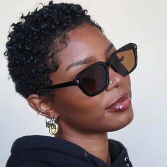 Kurze lockige Pixie Cut Perücken aus Echthaar, vorverzupft mit Baby-Haar, beliebte kurze Afro-Kinky-Lockige Perücken, 4 Zoll brasilianische Wasserwell-Kurzhaar-Lockige Perücken aus Echthaar, in 3 Sekunden zum Tragen fertig, maschinenhergestellt, Naturalschwarz, im