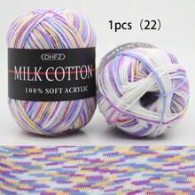 1 rouleau de 50g de fils de lait doux 3 plis, fils de chenille doux à dégradé de couleurs, convient pour les écharpes, couvertures, poupées et autres projets de tricot (style d'emballage extérieur aléatoire)