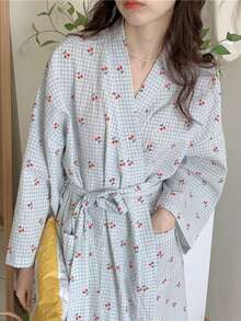 可爱樱桃格子家居服长袍，舒适宽松长款家居服，春秋季，V领长袖带口袋 - 櫻桃愛心 - 查看 3