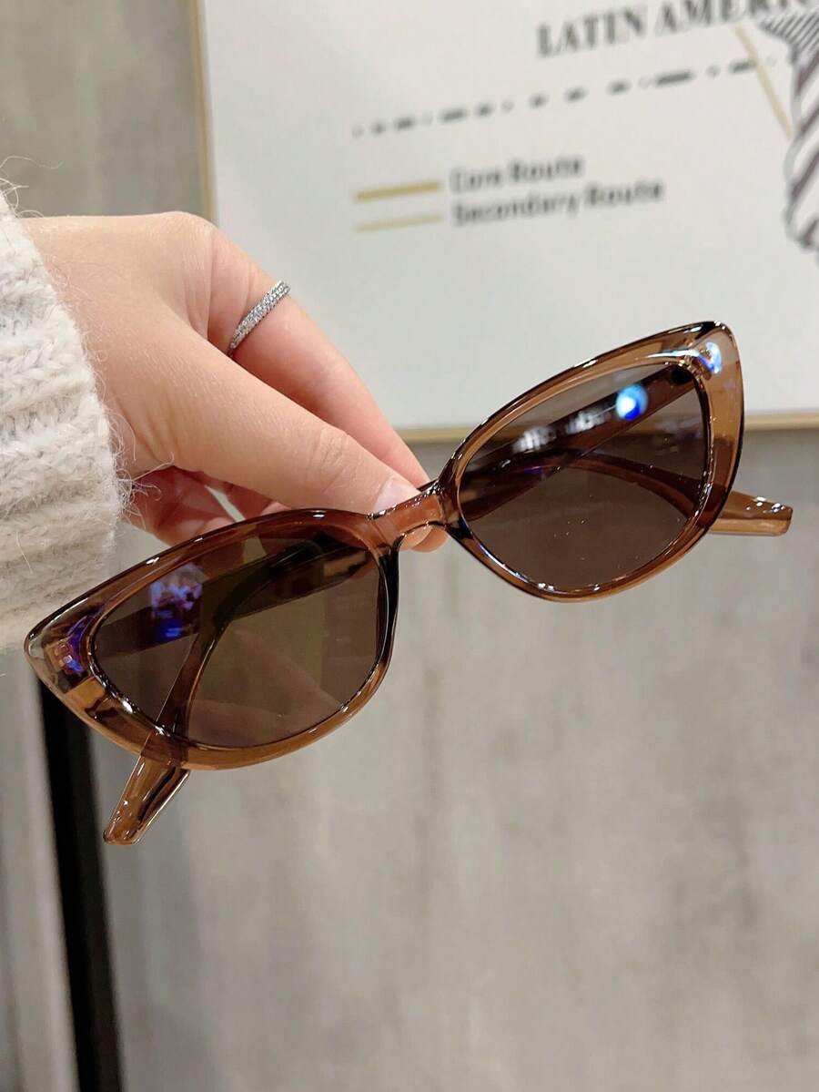 Women's Brown Cat Eye Retro Fashion Glasses, PC Frame Boho Shades For Daily Wear And Travel - Brown - View 1