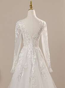 Deep V-Neck Glamorous Lace Champagne Cape Sleeve Tulle Long Wedding Dress For Bride