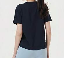 Under Armour Camiseta de manga corta para mujer, transpirable, para correr, fitness, casual y deportes de verano - Negro - Ver 3