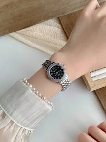 1pc Creative Watch Gold /Silver And Fashionable Quartz Watch, Suitable For Birthday Gift, Anniversary Gift, Daily Matching