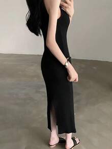 无袖合身褶饰甜心领优雅连衣裙，迷人廓形