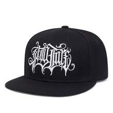 1pc Men's Fashionable Gothic Alphabet Disorder Embroidery Hip Hop Cap, Fashionable Outdoor Adjustable Sun Protection Unisex Lovers Baseball Cap Snapback Hat For Spring And Autumn Travel, Beach Party