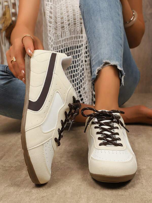 2025 New Women's Flat Color Block Canvas Sneakers Lace Up Sport Casual Shoes
