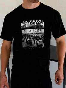 King T-shirt Playera negra para hombre con estampado gráfico urbano Brooklyn 47/BKLYN estilo New York City, diseño moderno de fotografía en blanco y negro con texto STREET 1972, inspiración callejera contemporánea, camiseta casual juvenil de moda masculina, ideal para uso diario o looks streetwear, cuello redondo clásico y manga corta, corte regular fit cómodo, suave al tacto, resistente y duradera, confeccionada con tela de alta calidad 100% algodón, perfecta para combinar con outfits urbanos, ropa con estilo artístico y moderno - Negro - Ver 1