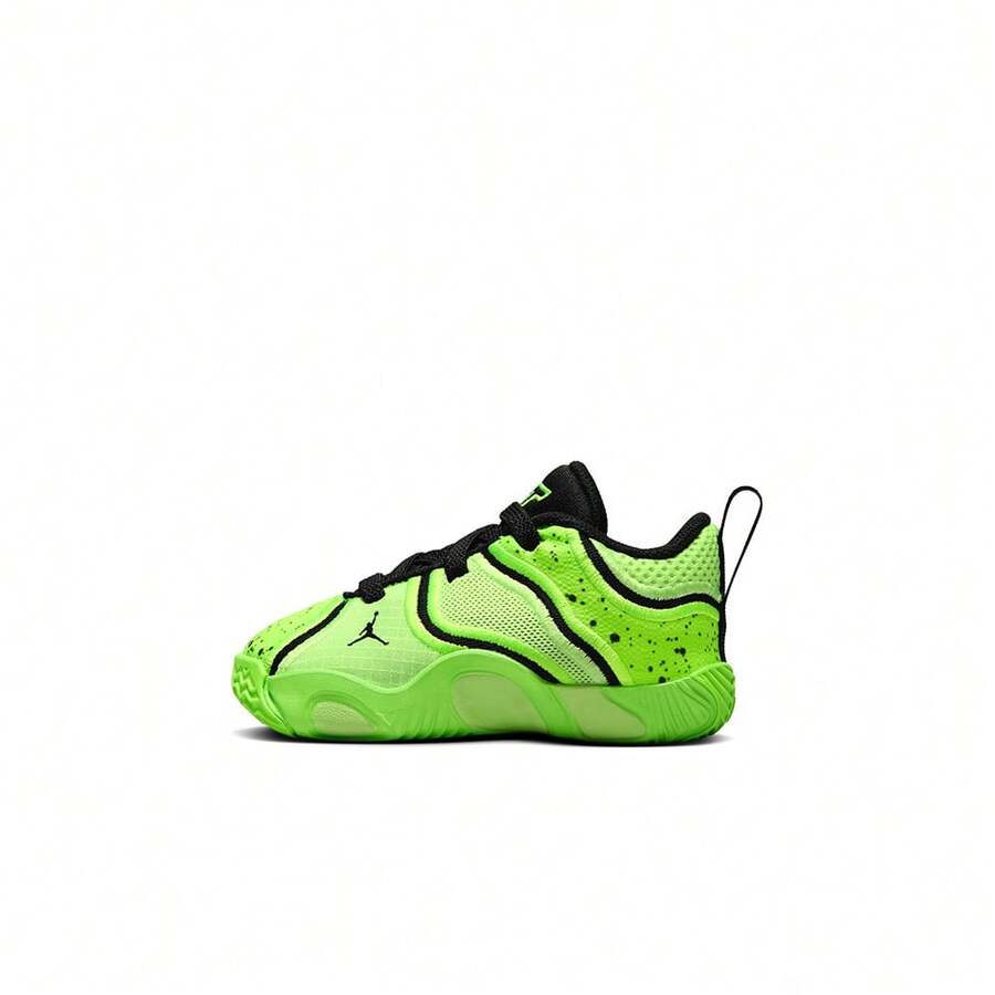 Nike Sepatu Basket TATUM 3 (TD), Minimalis dan Multifungsional - Hijau Tua - View 1