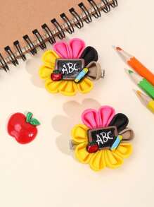 4 Stück Rückkehr zur Schule Haarklammern für Frauen, blumenförmige Alligatorklammern, Apfel-Buchstaben-Haarklammern, Barrettes für den ersten Schultag, Geschenk für das neue Semester, Haarnadeln, Frauenhaar-Accessoires, flache Krallenclips, Haarspangen, Haarklammern