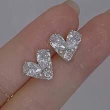 New Elegant Fashion Love Heart Earrings Simple Versatile Shiny Pearl And Diamond Earrings
