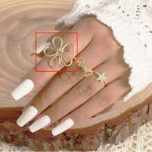 1 stuk vintage stijl holle bloemen verstelbare ring, willekeurige ontwerplevering