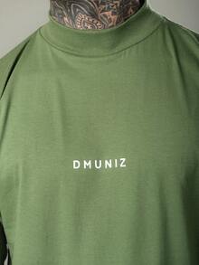 DMUNIZ Oversized Streetwear Turtleneck Printed Chest T-Shirts Kit 2 - Black/Moss Green - View 9