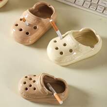 Unique Ceramic Wooden Clogs Ashtray - Beige & White Simulated Tool Design, Ideal For Home, Office And Hotel Decor | Perfect Gift For Valentine's Day, New Year And Spring Festival