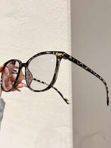 New 1pc Lively Spicy Classic Leopard Popular Design Women Fashion Photochromic Eyeglasses For Driving Boating Fishing Camping Beach Party Appointment Outfits Fashion Accessories - 1pc White Bean Flower Frame Turns Gray - View 3