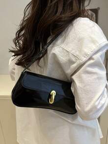 女士时尚漆皮亮面小号腋下包，适合购物、约会、派对。2025年新款金属锁扣翻盖斜挎包 - 黑色 - 查看 3