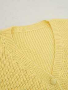 2025 Autumn And Winter Casual Daily Solid Color Button Knitted Cardigan