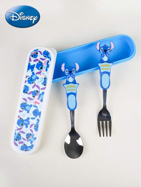 Disney 2 PIEZAS Juego de cubiertos portátil de acero inoxidable con diseño de Stitch de Disney con licencia oficial, incluye cuchara y tenedor, utensilio de dibujos animados lindo, juego de vajilla portátil multifuncional y duradero, decorativo para picnic, lonchera, oficina, regalo para fans, amigos y familia
