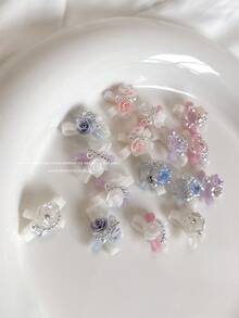 美甲装饰 - 3D 蝴蝶珍珠链、锆石心形、树脂花水晶；5 件银色蝴蝶美甲饰品、3D 美甲水钻蝴蝶装饰、新娘美甲雪纺丝带和合金配件美甲用品美甲美甲饰品美甲宝石 - 彩色 - 查看 10