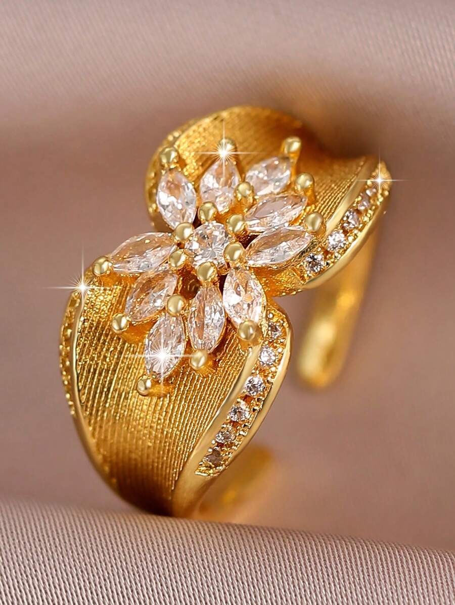 1pc Fantasy Flowers Shape 18k Gold Plated Engagement Rings For Women Luxury Hallow Cubic Zirconia Wedding Ring For Daily Decoration, Banquet, Prom, Party Jewelry Gift