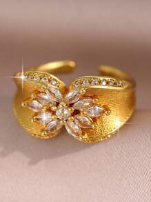 1pc Fantasy Flowers Shape 18k Gold Plated Engagement Rings For Women Luxury Hallow Cubic Zirconia Wedding Ring For Daily Decoration, Banquet, Prom, Party Jewelry Gift