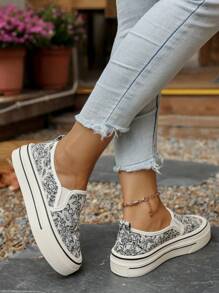 Women's Casual Fabric Sneakers, Flat Bottom, Fashion & Versatile, Chinese Style Embroidery Slip-On Shoes