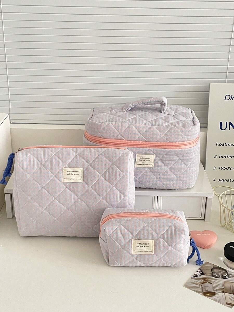 1Pc/Set Grating Quilting Large Capacity Cosmetic Bag, Fashionable Portable Makeup Bag, Girls Travel Make Up Bag ,Multi-Functional Storage Bag For Lipstick, Sanitary Napkin, Coins, Keys,Hair Clips ,Scrunchie Etc, Large Capacity Lovely Wash Bag For Travel Organizer Cosmetic Bag For Travel, Mother's Day Gift ,Back To School Gift ,New Year Gift - Multicolor - View 1