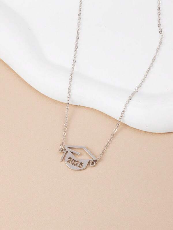 1pc Stylish & Elegant New 2025 Graduation Pendant Necklace, Great Gift For Graduation Season Friends