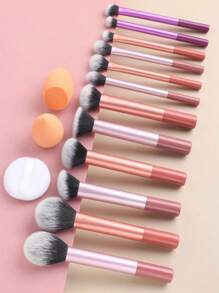 15 Peças Conjunto de Pincéis de Maquiagem, incluindo 12 Pincéis de Maquiagem, Pincel de Pó, Pincel de Blush, Pincel Marcador, Pincel de Sombra, Pincel de Cílios, Pincel de Delineador, Esponja de Maquiagem Angulada, Esponja de Maquiagem Redonda, Borla de Pó Redonda, Borla de Pó Triangular, Esponja de Maquiagem Triangular para Pó Solto, Blender de Líquido Fundação, Ferramentas de Maquiagem de Beleza