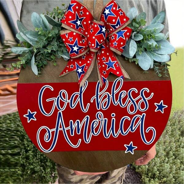 Cartel de madera con bendición de Dios a Estados Unidos - Guirnalda del 4 de Julio Día de la Independencia con diseño de bandera estadounidense, lazo de cinta a cuadros rojos y decoración verde, apto para decoración de pared o puerta