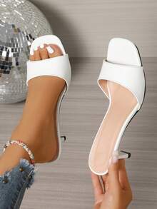 女士裸色一脚蹬方头高跟凉鞋，正式礼服高跟凉鞋