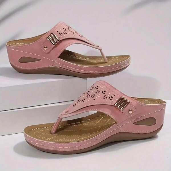2025 New Style Women's Wedge Heel Flip-Flops - Breathable Hollow-Out Toe & Clip Design, Lightweight Synthetic Cover Sandals With Cushioned EVA Insole & Non-Slip PVC Sole, Slip-On All-Season Casual Shoes, Comfortable Footwear, Crisscross Strap Design, Durable Traction Footwear