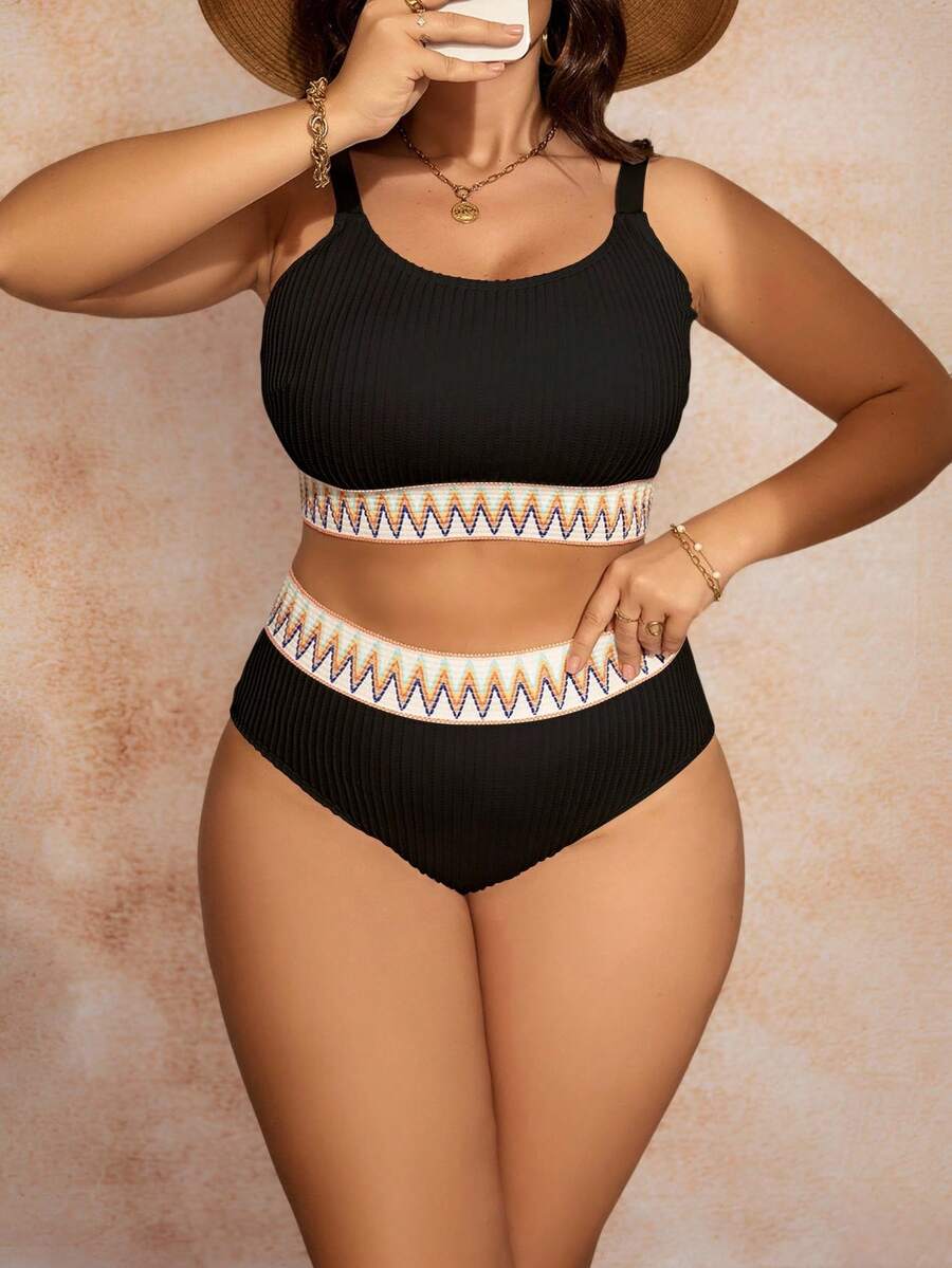 Swim Chiccia 夏季海滩加大号人字形胶带比基尼套装吊带上衣和高腰下装两件套泳衣 - 黑色 - 查看 1