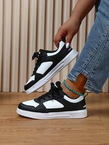 Klassische schwarz-weiße sportlich-lässige Schuhe, Modeschuhe, Skateboardschuhe, Walkingschuhe, Schulschuhe, Geschenk für Jungen, Mädchen - Schwarz und Weiss - Übersicht 8
