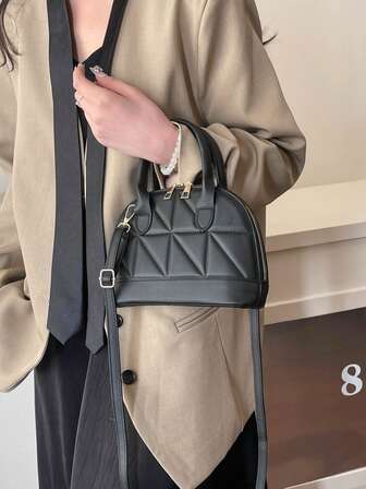 经典百搭时尚鳄鱼纹手提包，女士斜挎包/单肩包，简约皮革手提包/邮差包，圆顶提手手提包，配有可调节肩带，通勤公理包/斜挎包，适合购物、携带钱包、年轻女性、大学生、新人、白领等。非常适合办公室、大学、工作、商务、通勤、户外活动、旅行和郊游等场合。