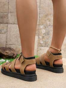 Sandalias casuales con hebilla para mujer, suela gruesa plana y cómodas para la playa, estilo europeo y americano para uso diario, verano - Amarillo - Ver 6