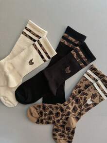 3 Pairs Women Cheetah Print Personalized Crew Socks For Casual Everyday Outdoor Wear Stylish Camouflage Leopard Print Sports Socks, Striped High-Top Women's Outerwear Long Socks