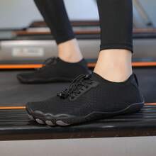 Women's Lightweight Sneakers - Super Breathable Quick-Drying Fabric - Stylish Sneakers For The Beach, Fitness, Hiking And More - Perfect For Active Women - Black - View 4