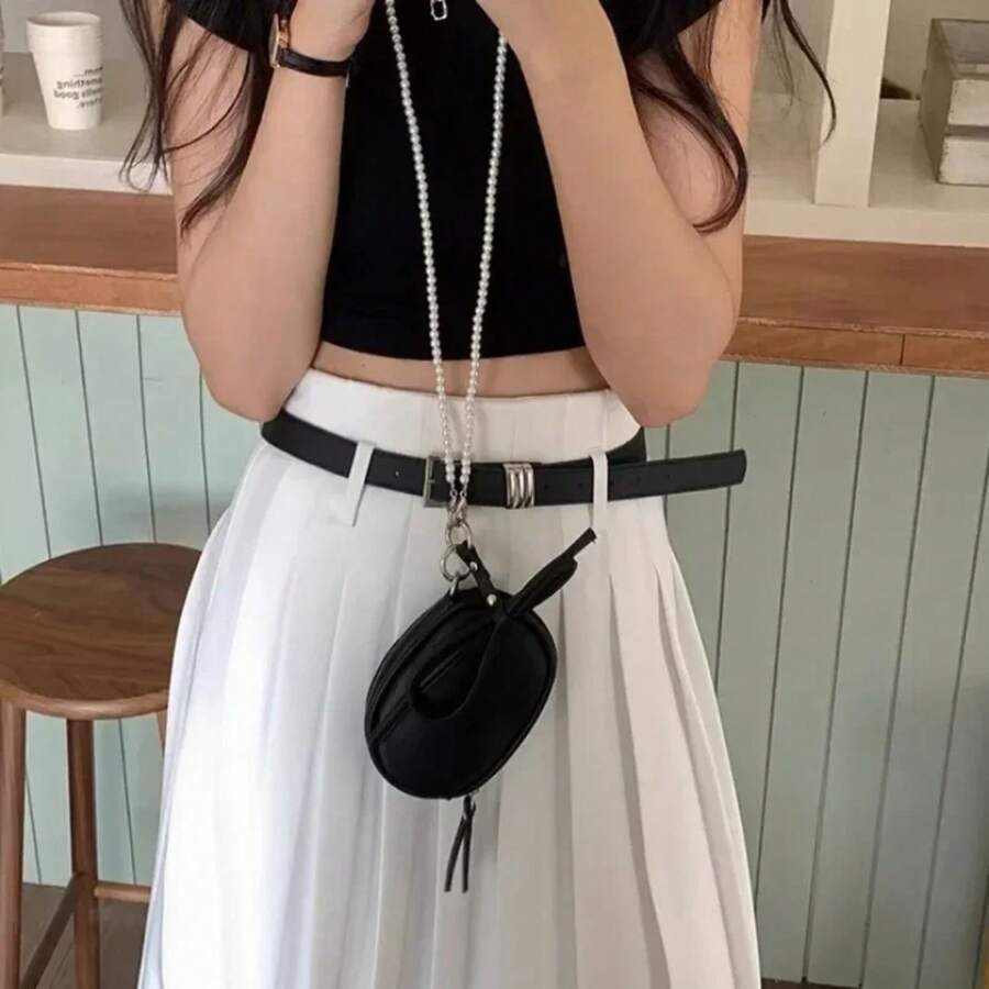 2025  Female Waist Packs Chest Bag Fashion Black Advanced Sense Mini Chain Bag Leisure Versatile Korean Small Crossbody Bag