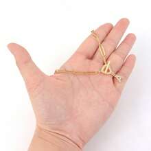 1 件新款简约时尚首字母心形搭扣金色不锈钢回形针链项链女士