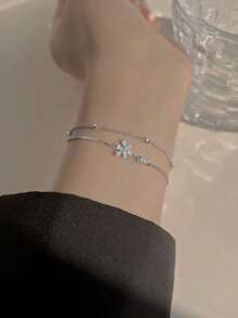 1 pièce Bracelet fleur de cerisier à double couche, version coréenne simple et personnalisée avec des strass, fraîche, simple et polyvalente. (La chaîne de queue et la boucle sont aléatoires)