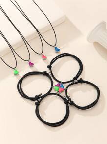 ATLVXJL Set de 8 piezas con colgante de corazón, trébol y puzle magnético que brilla en la oscuridad, juego de collar y brazalete de joyería casual, adecuado para uso diario y regalo para días festivos