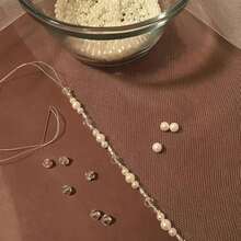 Pearl & Crystal Beaded Wedding Veil - 1 Tier Fingertip Bridal Veil With Elegant Beaded Edge, Soft Tulle - 30吋-白色 - 查看 11